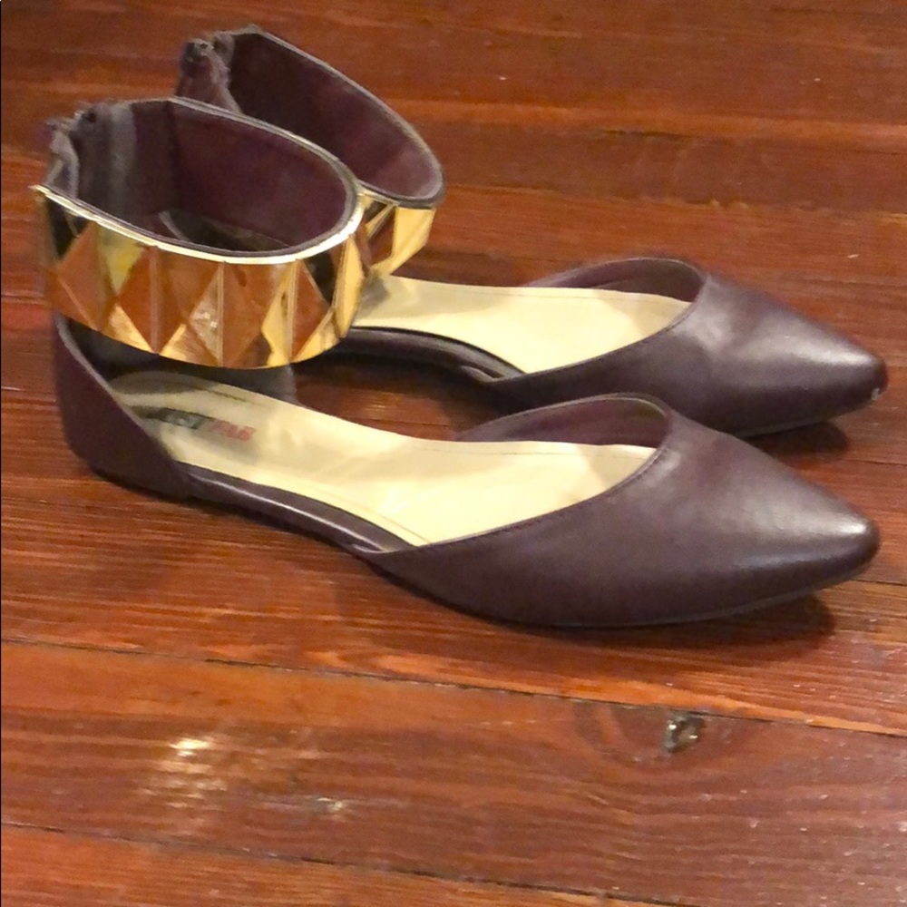 Just fab detailed flats